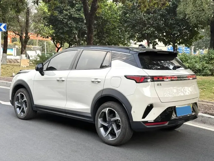 2025 LYNK&CO 06 1.5T 181HP L4 7DCT,autocango,china used car exporter,china ev exporter,chinese used car exporter,chinese used ev exporter