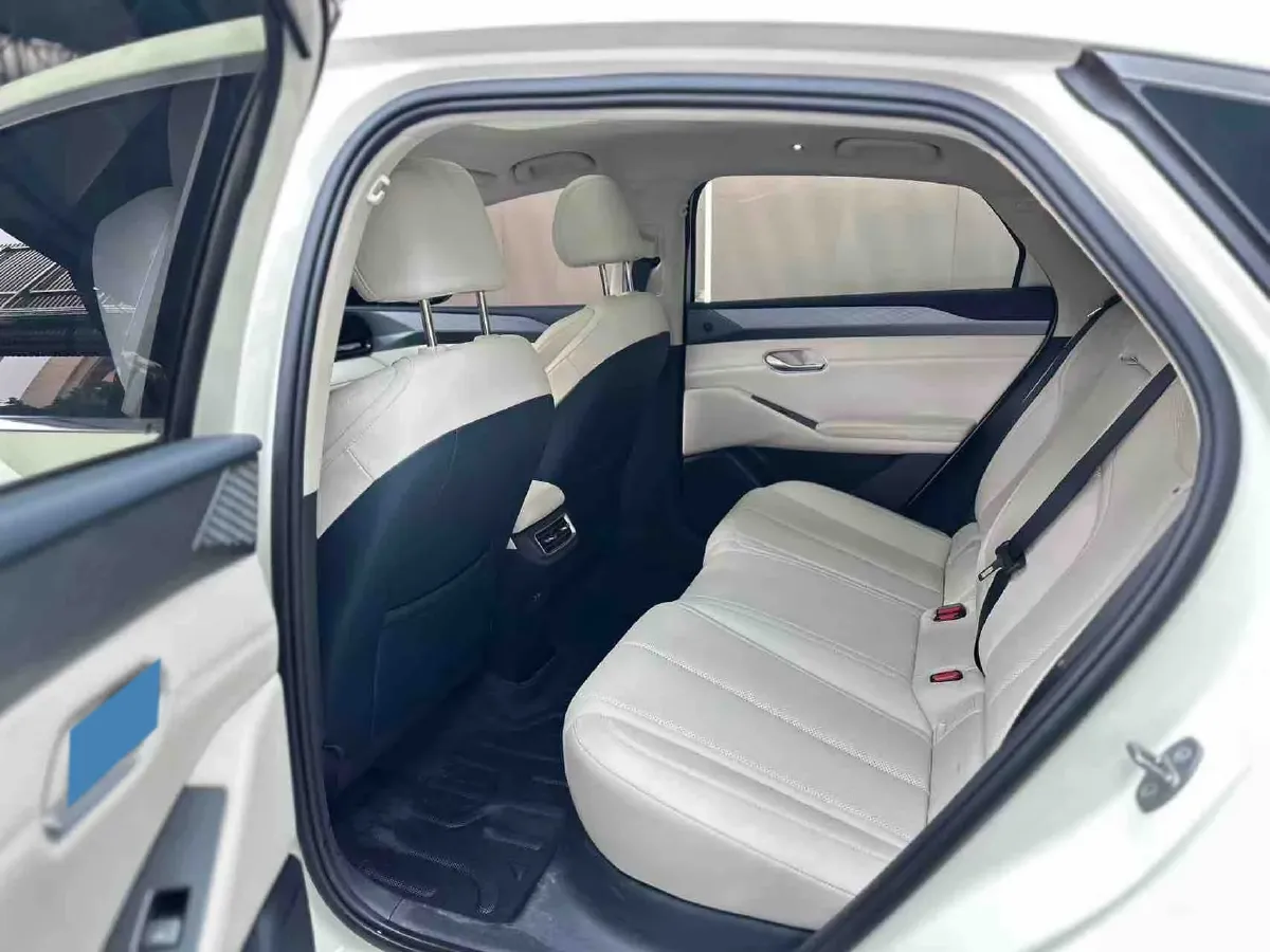 2025 BYD QinL BEV,autocango,china used car exporter,china ev exporter,chinese used car exporter,chinese used ev exporter