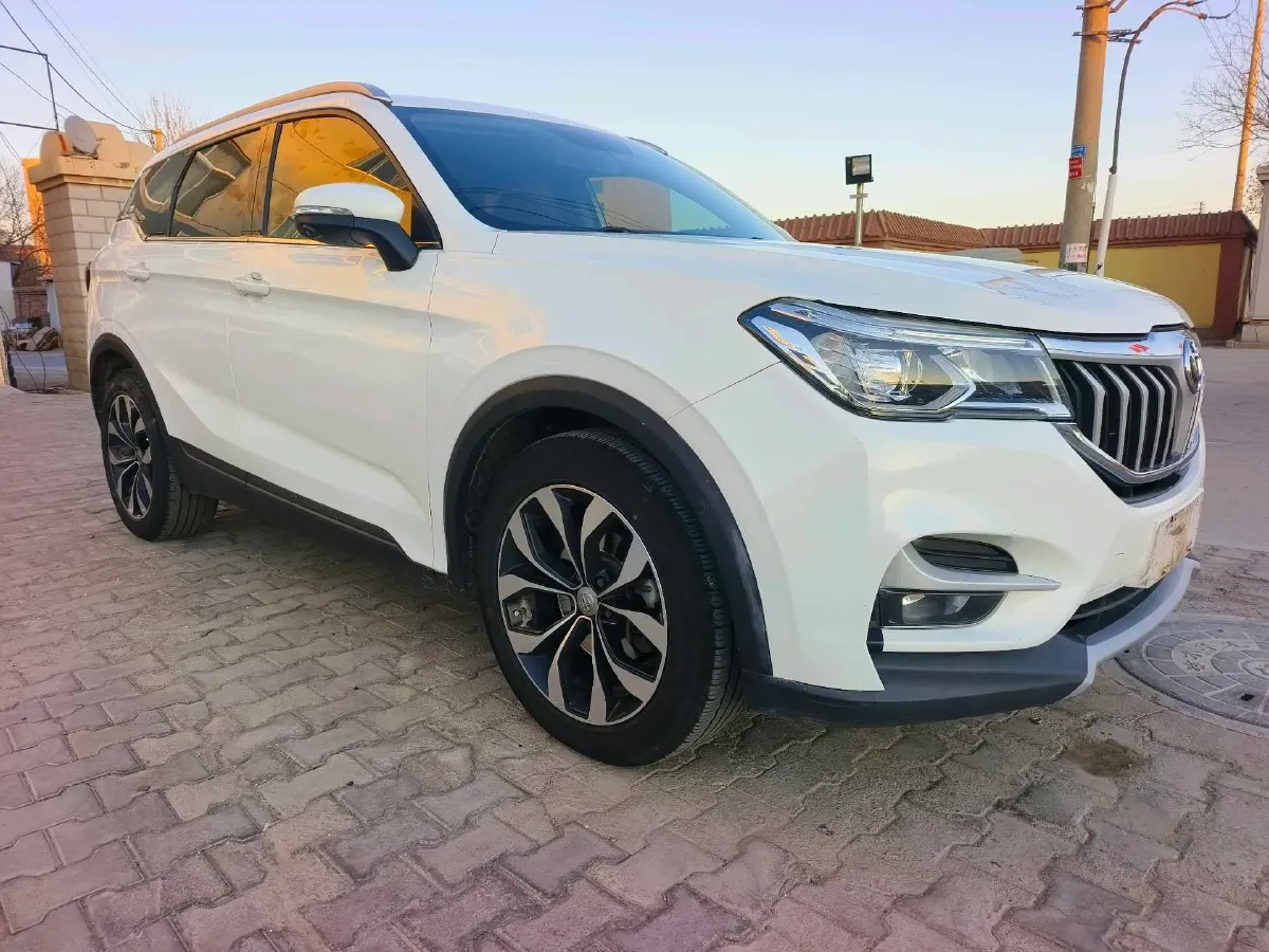 2018 Brilliance Auto V6 1.5T 150HP L4 7DCT,autocango,china used car exporter,china ev exporter,chinese used car exporter,chinese used ev exporter