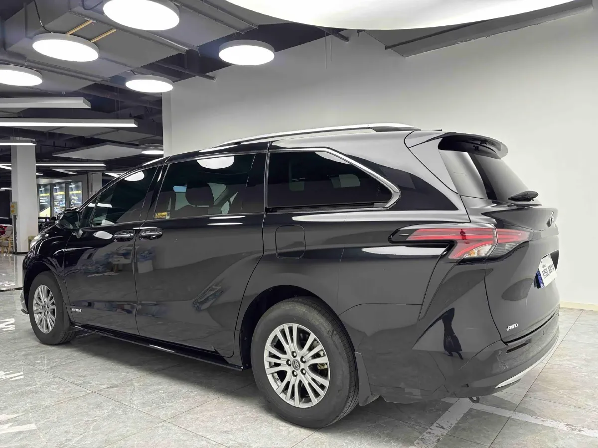 2021 Toyota Sienna 2.5L 192HP L4 E-CVT Hybrid,autocango,china used car exporter,china ev exporter,chinese used car exporter,chinese used ev exporter
