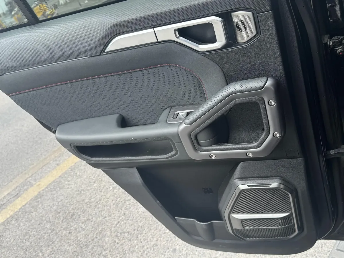 2023 Jetour Traveller 2.0T 254HP L4 8AT,autocango,china used car exporter,china ev exporter,chinese used car exporter,chinese used ev exporter