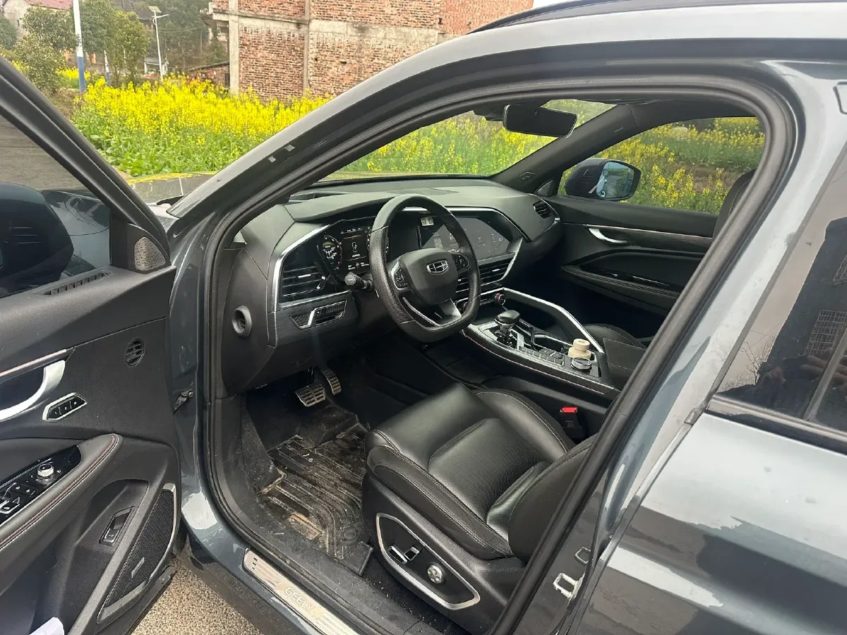 2020 Geely Tugella 2.0T 238HP L4 8AT,autocango,china used car exporter,china ev exporter,chinese used car exporter,chinese used ev exporter