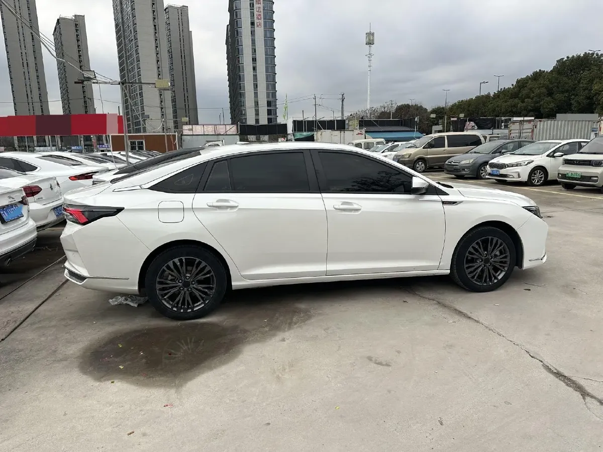 2021 DongFeng Aeolus YiXuan MAX 1.5T 190HP L4 7DCT,autocango,china used car exporter,china ev exporter,chinese used car exporter,chinese used ev exporter