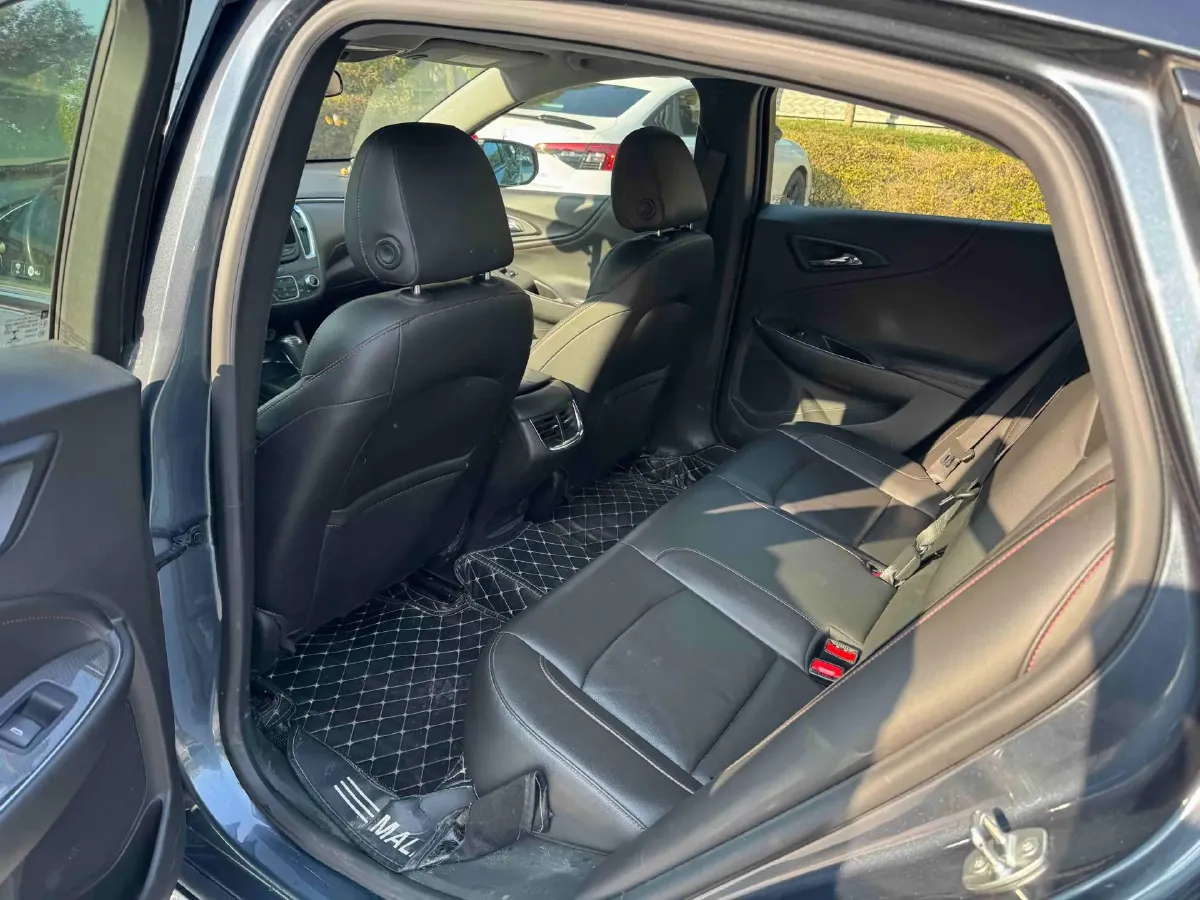 2019 Chevrolet Malibu XL 2.0T 241HP L4 9AT,autocango,china used car exporter,china ev exporter,chinese used car exporter,chinese used ev exporter