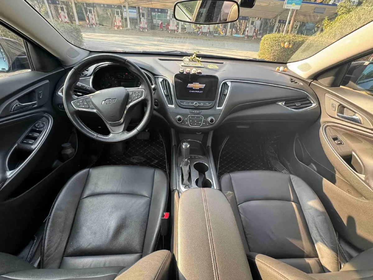 2019 Chevrolet Malibu XL 2.0T 241HP L4 9AT,autocango,china used car exporter,china ev exporter,chinese used car exporter,chinese used ev exporter
