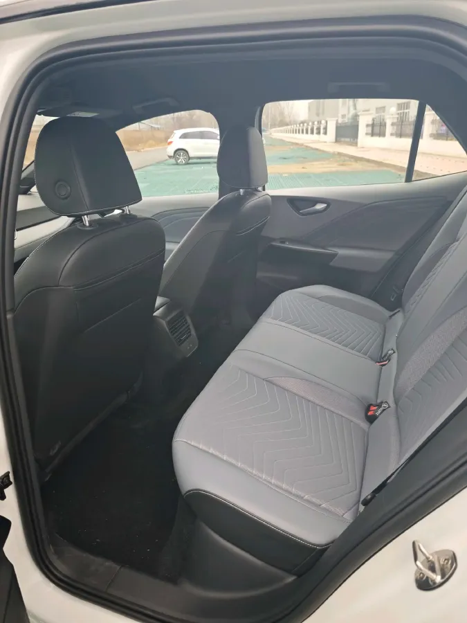 2025 Volkswagen ID.3 BEV 53.6KWH,autocango,china used car exporter,china ev exporter,chinese used car exporter,chinese used ev exporter