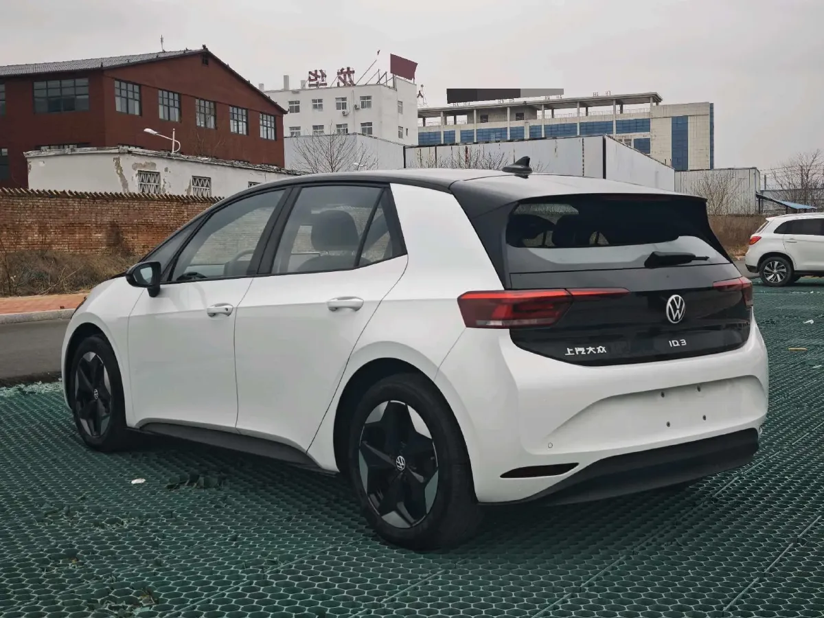 2025 Volkswagen ID.3 BEV 53.6KWH,autocango,china used car exporter,china ev exporter,chinese used car exporter,chinese used ev exporter