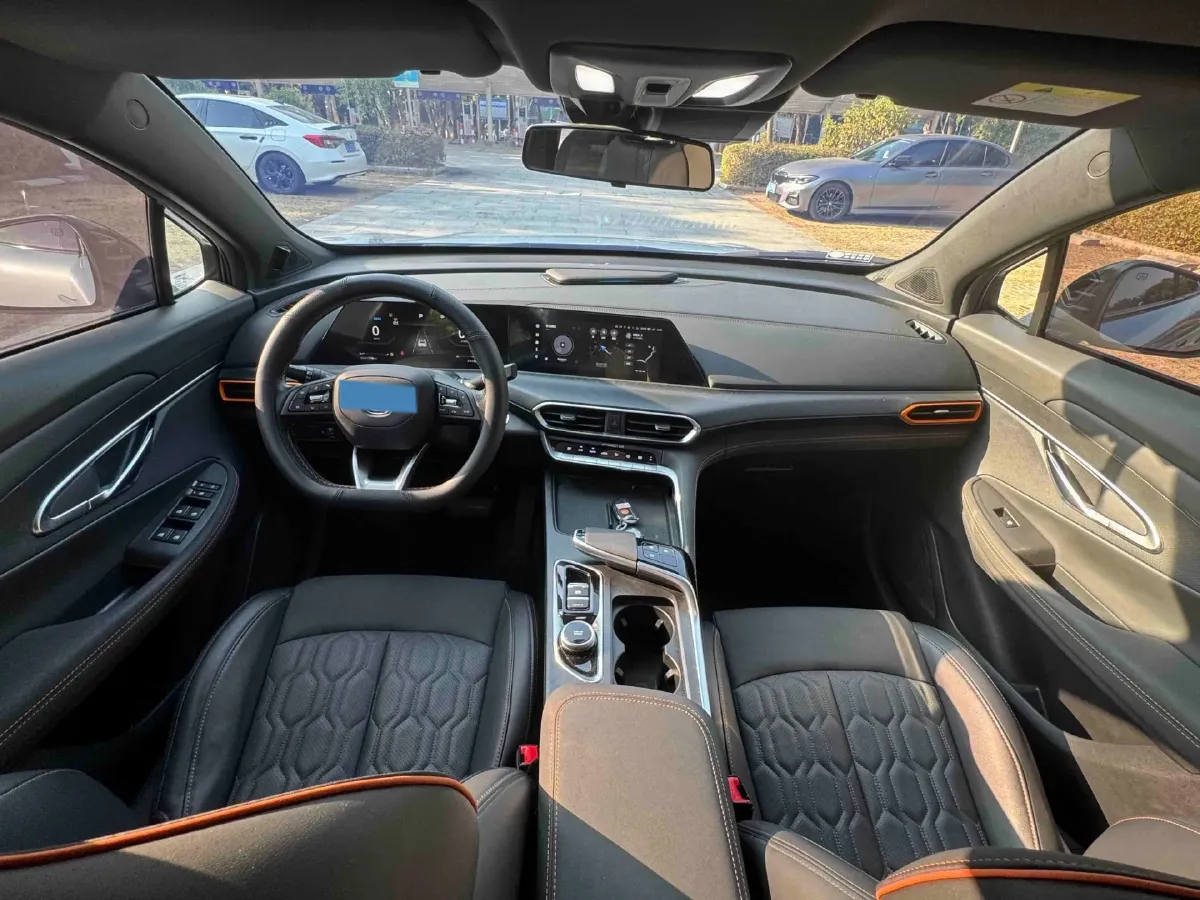 2022 ChangAn UNI-T 1.5T 188HP L4 7DCT,autocango,china used car exporter,china ev exporter,chinese used car exporter,chinese used ev exporter