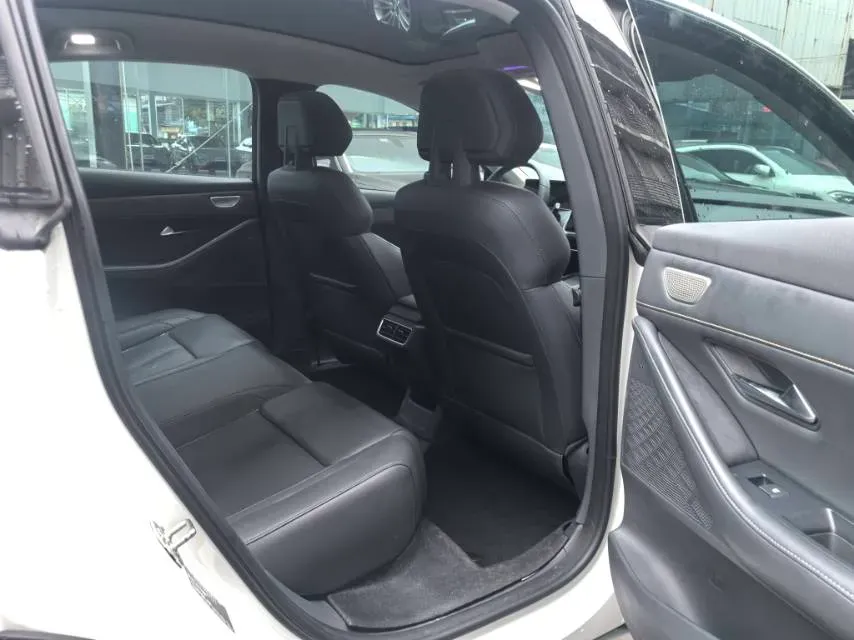 2022 DongFeng Forthing LingZhi EV BEV 68.4KWH,autocango,china used car exporter,china ev exporter,chinese used car exporter,chinese used ev exporter