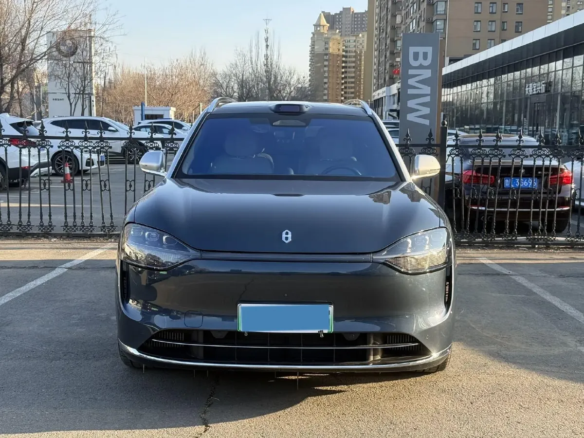2024 AITO AITO M9 1.5T 152HP L4 REEV 42KWH,autocango,china used car exporter,china ev exporter,chinese used car exporter,chinese used ev exporter