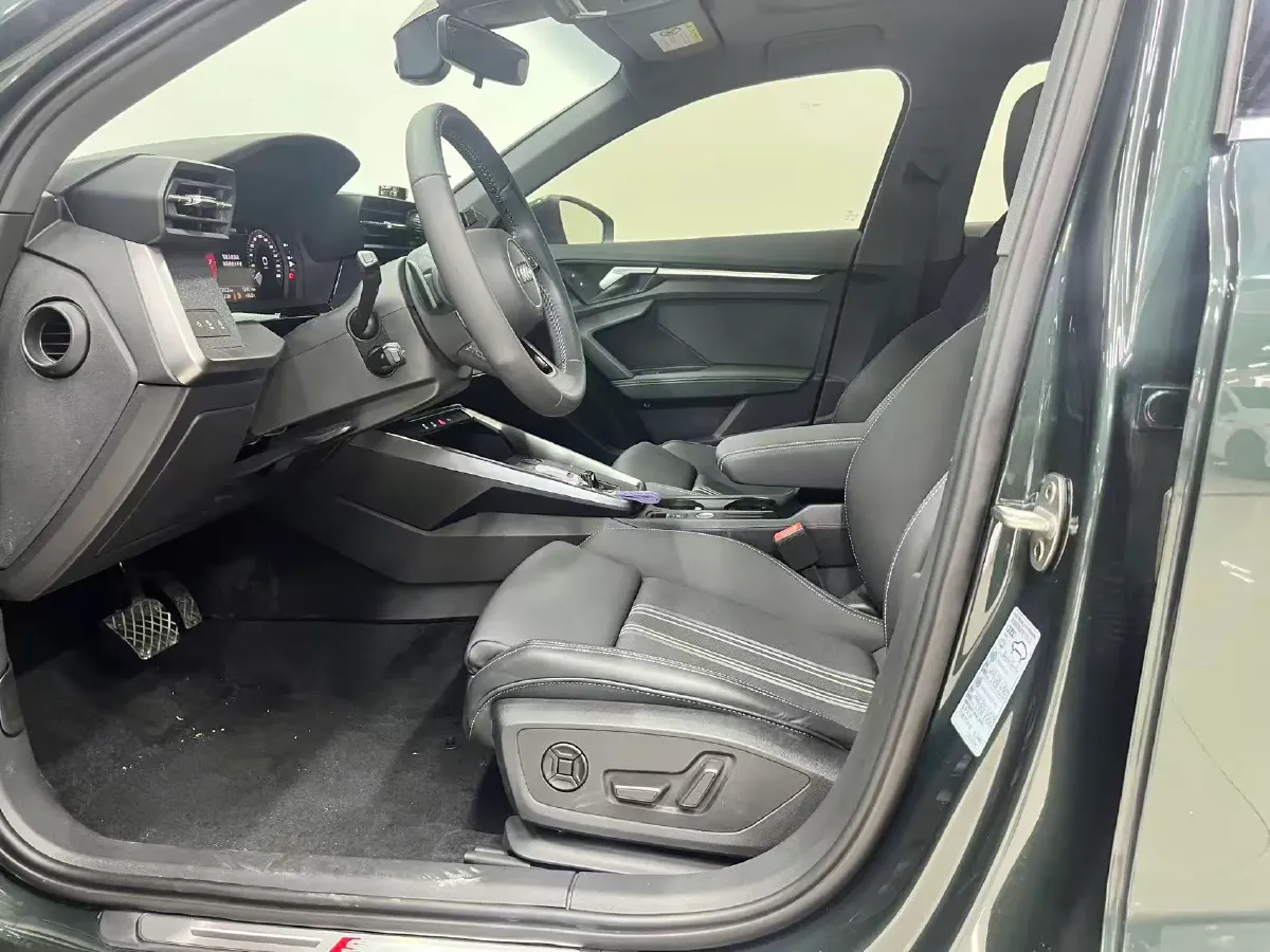 2022 Audi A3 1.4T 150HP L4 7DCT,autocango,china used car exporter,china ev exporter,chinese used car exporter,chinese used ev exporter