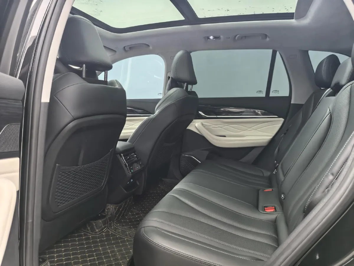 2023 Geely Monjaro 2.0T 238HP L4 8AT,autocango,china used car exporter,china ev exporter,chinese used car exporter,chinese used ev exporter