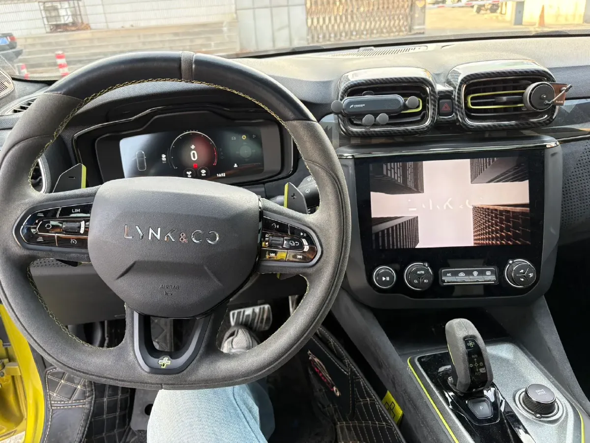2019 LYNK&CO 03 2.0T 254HP L4 8AT,autocango,china used car exporter,china ev exporter,chinese used car exporter,chinese used ev exporter