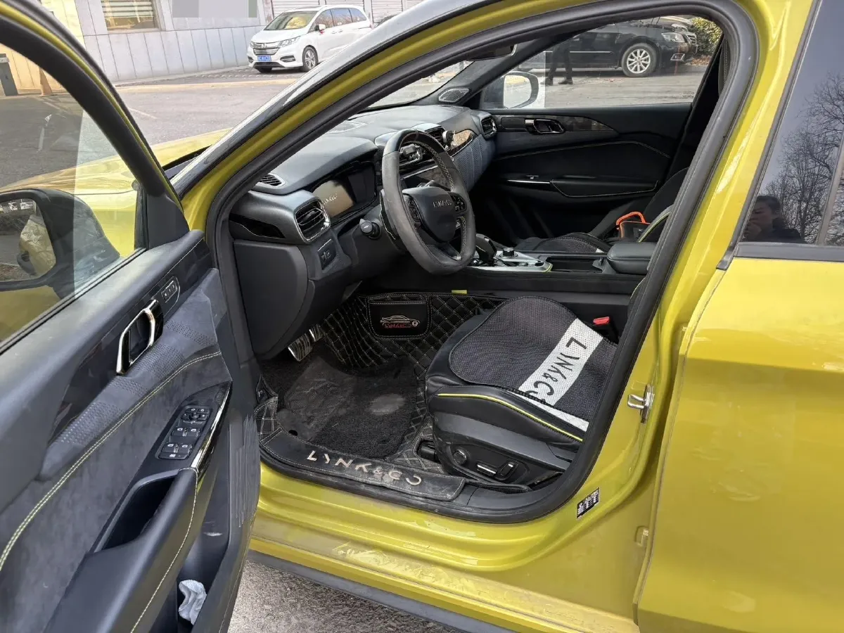 2019 LYNK&CO 03 2.0T 254HP L4 8AT,autocango,china used car exporter,china ev exporter,chinese used car exporter,chinese used ev exporter