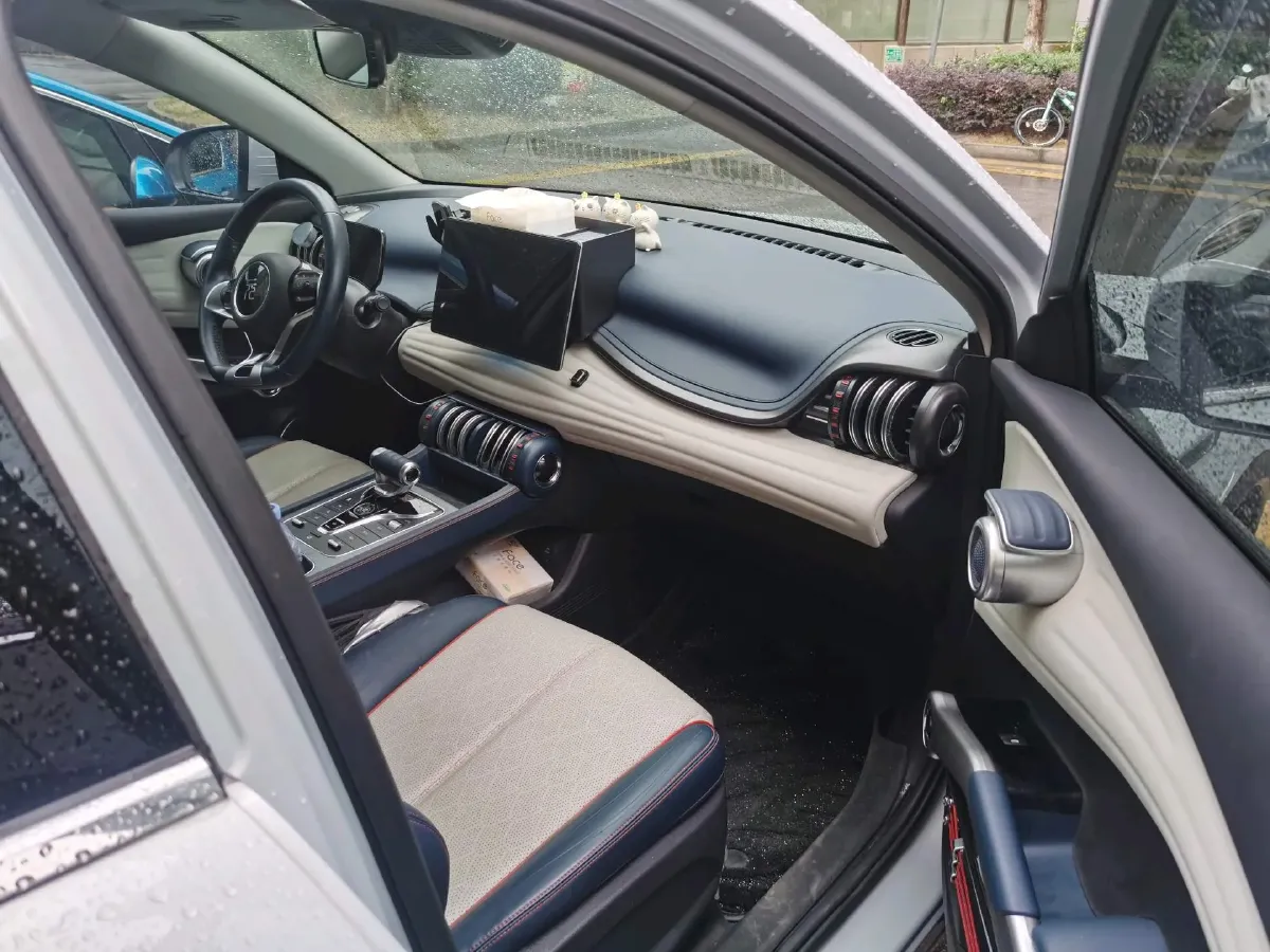 2022 Foton Grand General G7 2.0T 238HP L4 8AT,autocango,china used car exporter,china ev exporter,chinese used car exporter,chinese used ev exporter