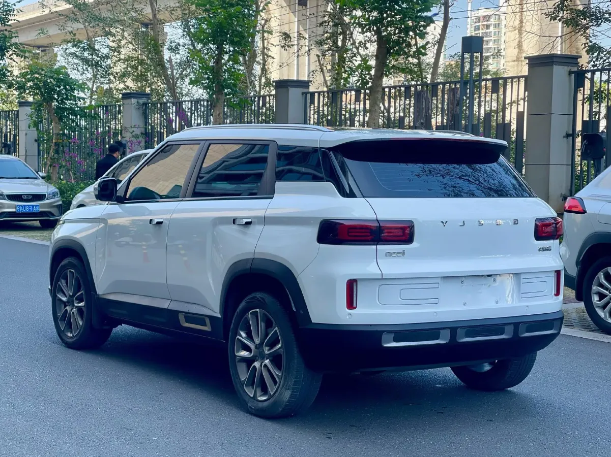 2020 Geely ICON 1.5T 177HP L3 7DCT,autocango,china used car exporter,china ev exporter,chinese used car exporter,chinese used ev exporter