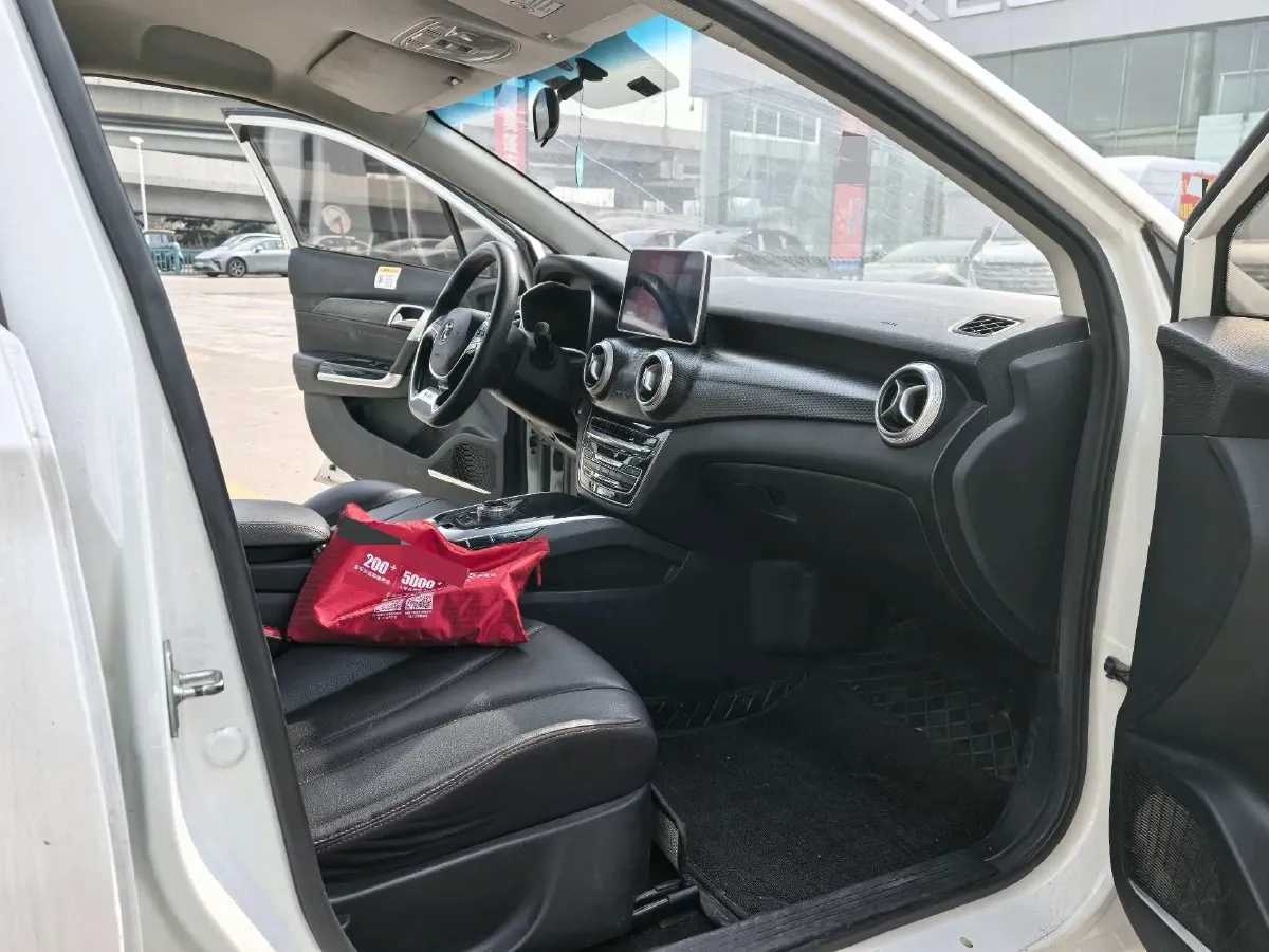 2018 BeiJing Auto EU5 BEV 53.66KWH,autocango,china used car exporter,china ev exporter,chinese used car exporter,chinese used ev exporter