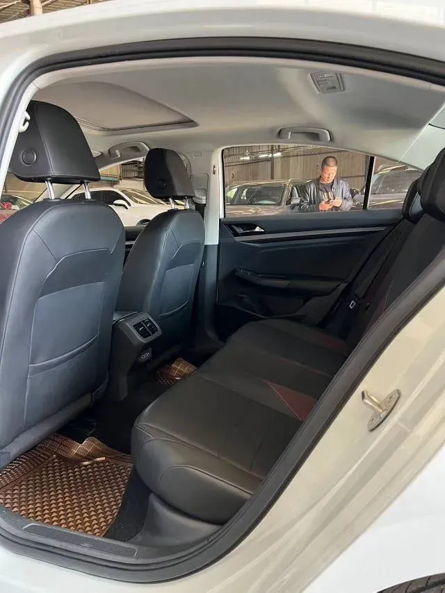 2021 Volkswagen Bora 1.5L 113HP L4 6AT,autocango,china used car exporter,china ev exporter,chinese used car exporter,chinese used ev exporter