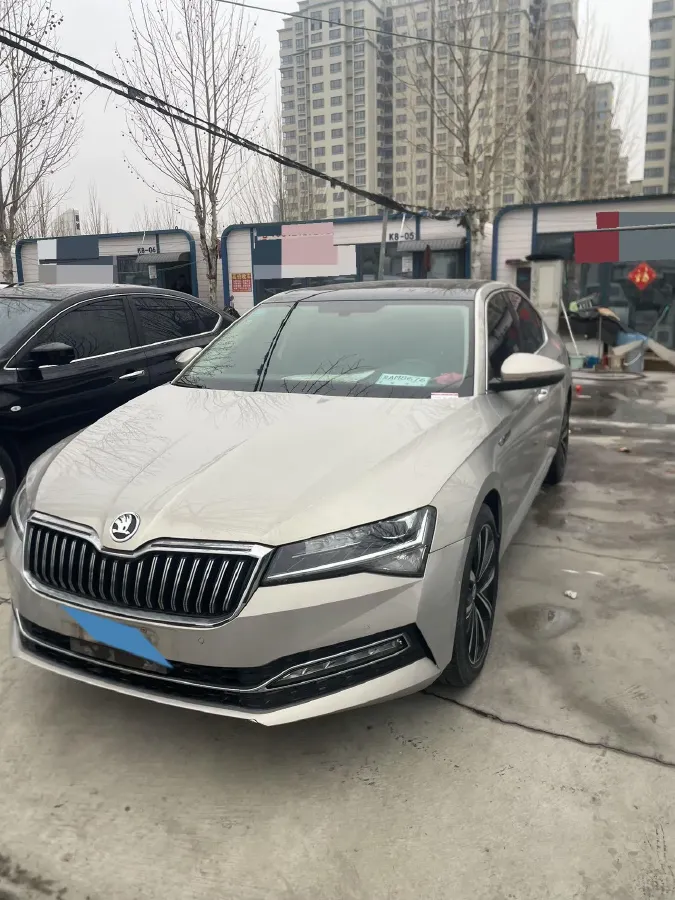 2019 Skoda Superb 2.0T 186HP L4 7DCT,autocango,china used car exporter,china ev exporter,chinese used car exporter,chinese used ev exporter