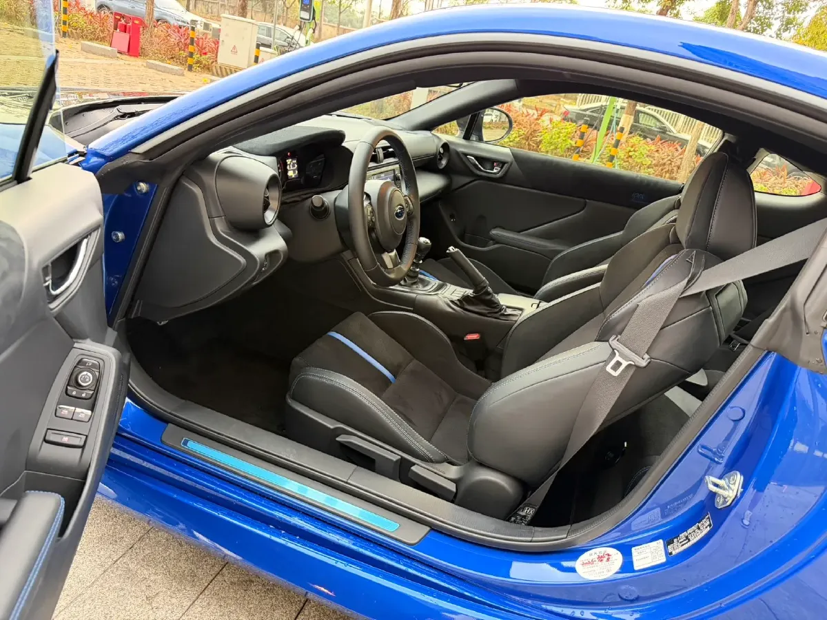 2023 Subaru BRZ 2.4L 234HP H4 6MT,autocango,china used car exporter,china ev exporter,chinese used car exporter,chinese used ev exporter