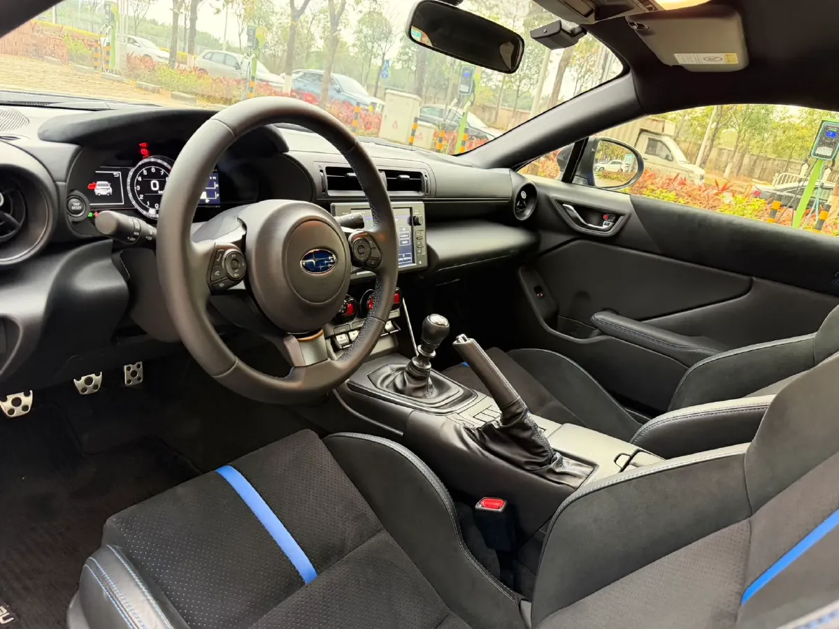 2023 Subaru BRZ 2.4L 234HP H4 6MT,autocango,china used car exporter,china ev exporter,chinese used car exporter,chinese used ev exporter