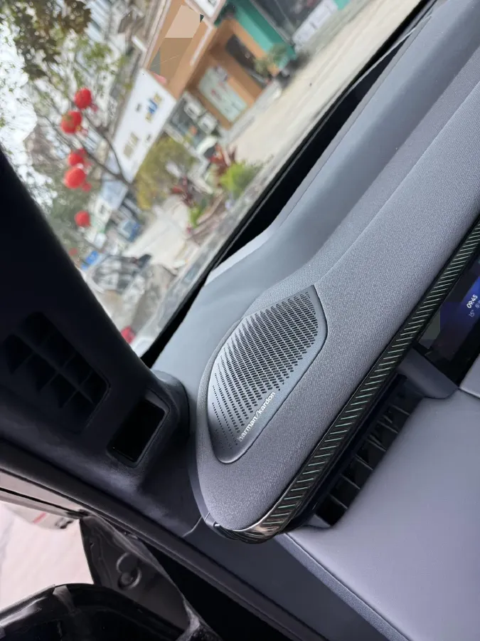 2025 LYNK&CO 900 2.0T 254HP L4 3DHT PHEV,autocango,china used car exporter,china ev exporter,chinese used car exporter,chinese used ev exporter