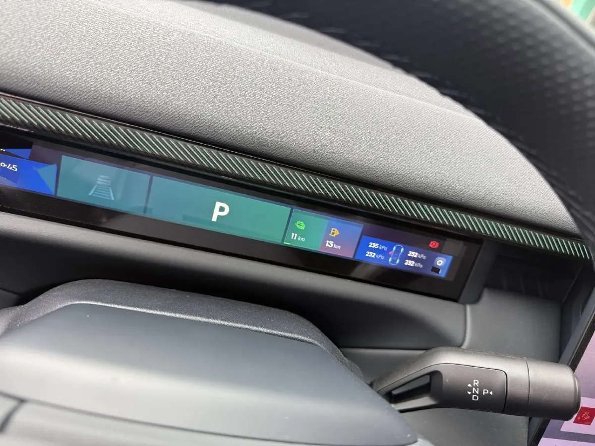 2025 LYNK&CO 900 2.0T 254HP L4 3DHT PHEV,autocango,china used car exporter,china ev exporter,chinese used car exporter,chinese used ev exporter