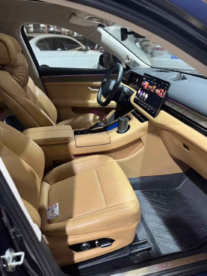 2022 Infiniti Q50L 2.0T 211HP L4 7AT,autocango,china used car exporter,china ev exporter,chinese used car exporter,chinese used ev exporter