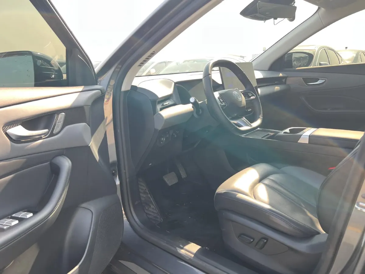 2025 MG MG ES5 BEV 62.2KWH,autocango,china used car exporter,china ev exporter,chinese used car exporter,chinese used ev exporter