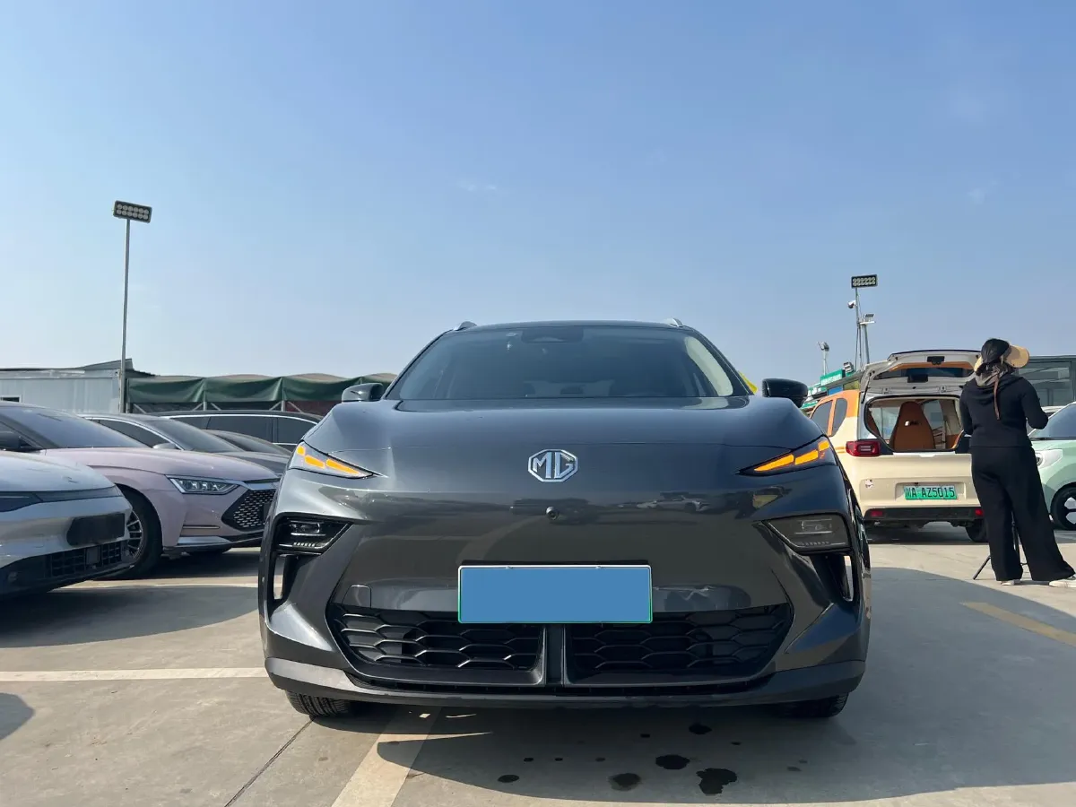 2025 MG MG ES5 BEV 62.2KWH,autocango,china used car exporter,china ev exporter,chinese used car exporter,chinese used ev exporter