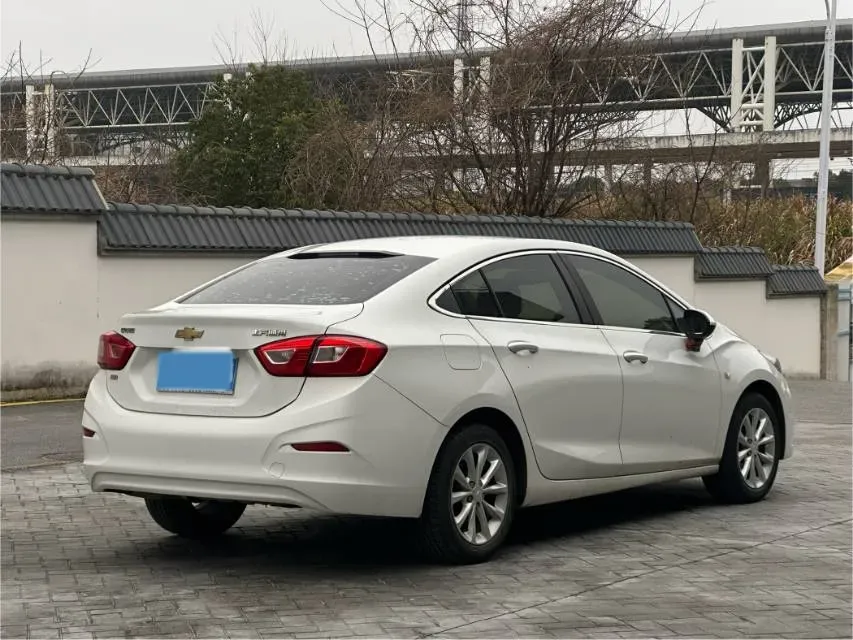 2018 Chevrolet Cruze 1.5L 114HP L4 6AT,autocango,china used car exporter,china ev exporter,chinese used car exporter,chinese used ev exporter