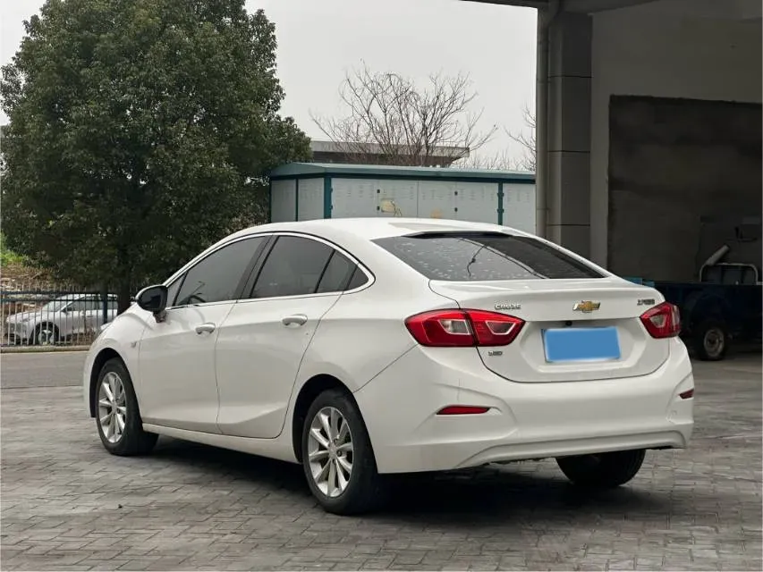 2018 Chevrolet Cruze 1.5L 114HP L4 6AT,autocango,china used car exporter,china ev exporter,chinese used car exporter,chinese used ev exporter