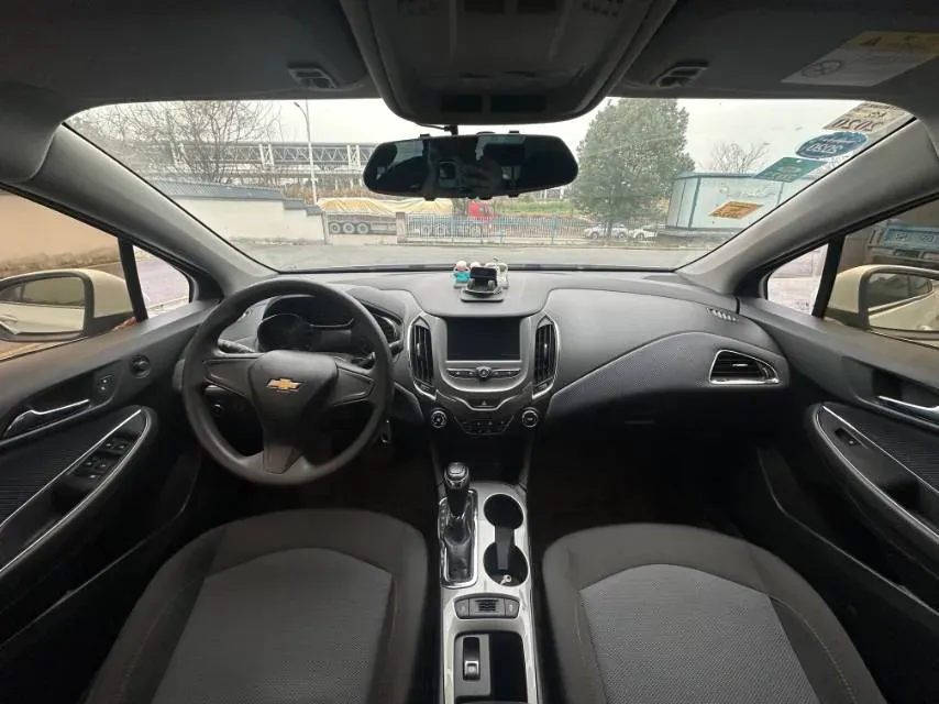 2018 Chevrolet Cruze 1.5L 114HP L4 6AT,autocango,china used car exporter,china ev exporter,chinese used car exporter,chinese used ev exporter