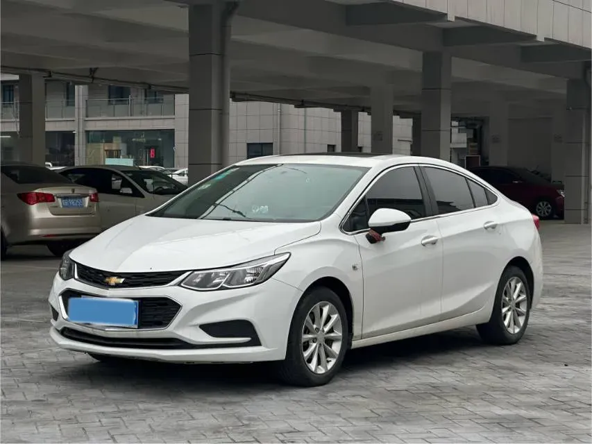 2018 Chevrolet Cruze 1.5L 114HP L4 6AT,autocango,china used car exporter,china ev exporter,chinese used car exporter,chinese used ev exporter