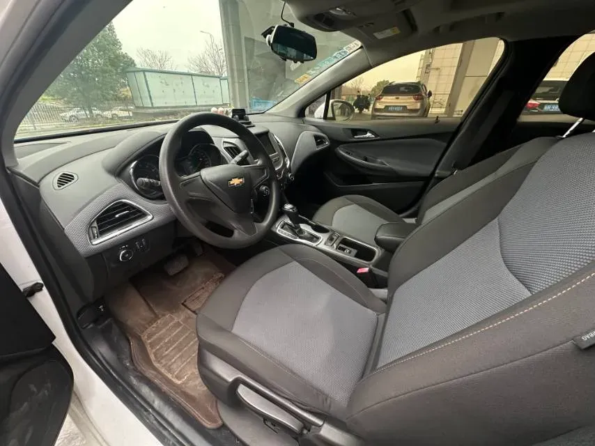 2018 Chevrolet Cruze 1.5L 114HP L4 6AT,autocango,china used car exporter,china ev exporter,chinese used car exporter,chinese used ev exporter