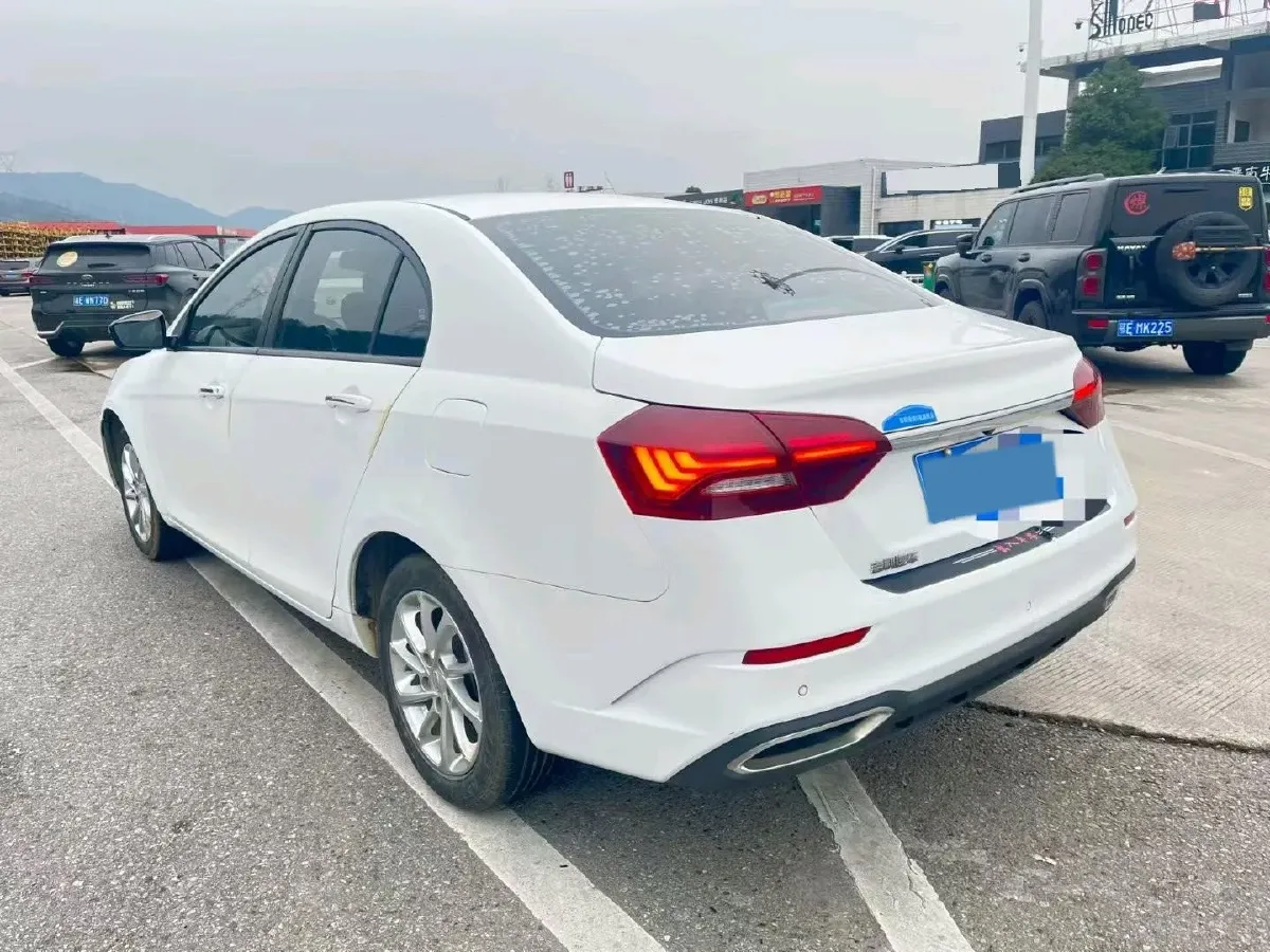 2021 BaoJun 530 1.5T 147HP L4 CVT,autocango,china used car exporter,china ev exporter,chinese used car exporter,chinese used ev exporter