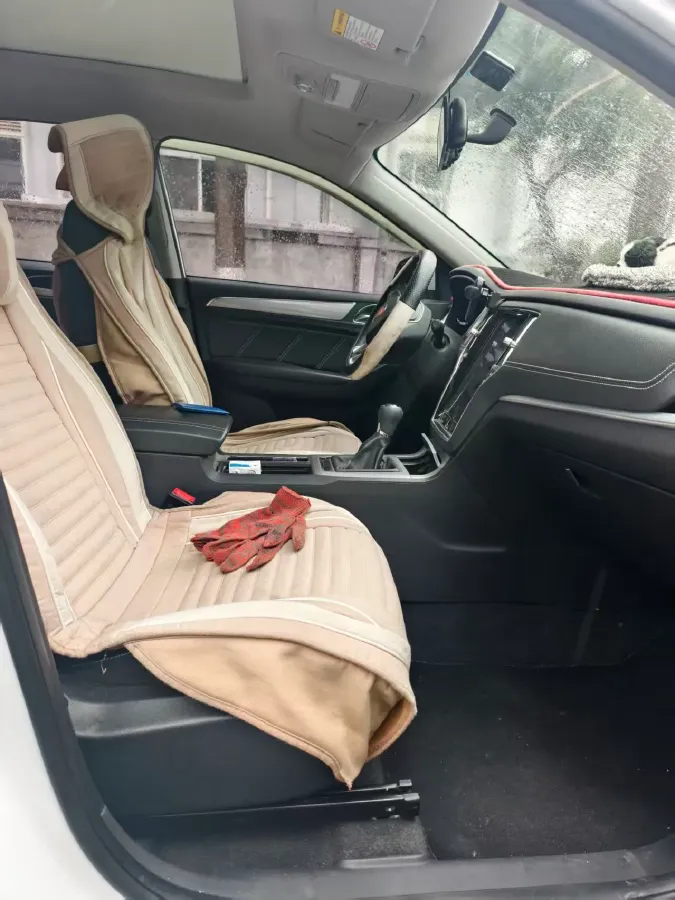 2019 Mitsubishi Eclipse Cross 1.5T 170HP L4 6MT,autocango,china used car exporter,china ev exporter,chinese used car exporter,chinese used ev exporter