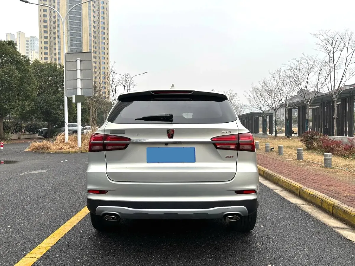2020 Roewe i6 1.5T 169HP L4 7DCT,autocango,china used car exporter,china ev exporter,chinese used car exporter,chinese used ev exporter