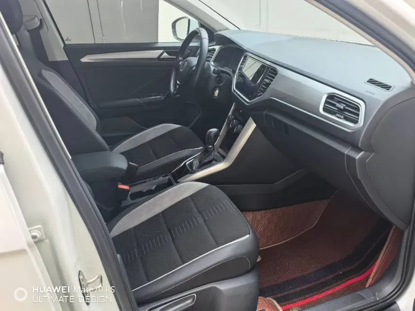 2021 Volkswagen T-Roc 1.4T 150HP L4 7DCT,autocango,china used car exporter,china ev exporter,chinese used car exporter,chinese used ev exporter