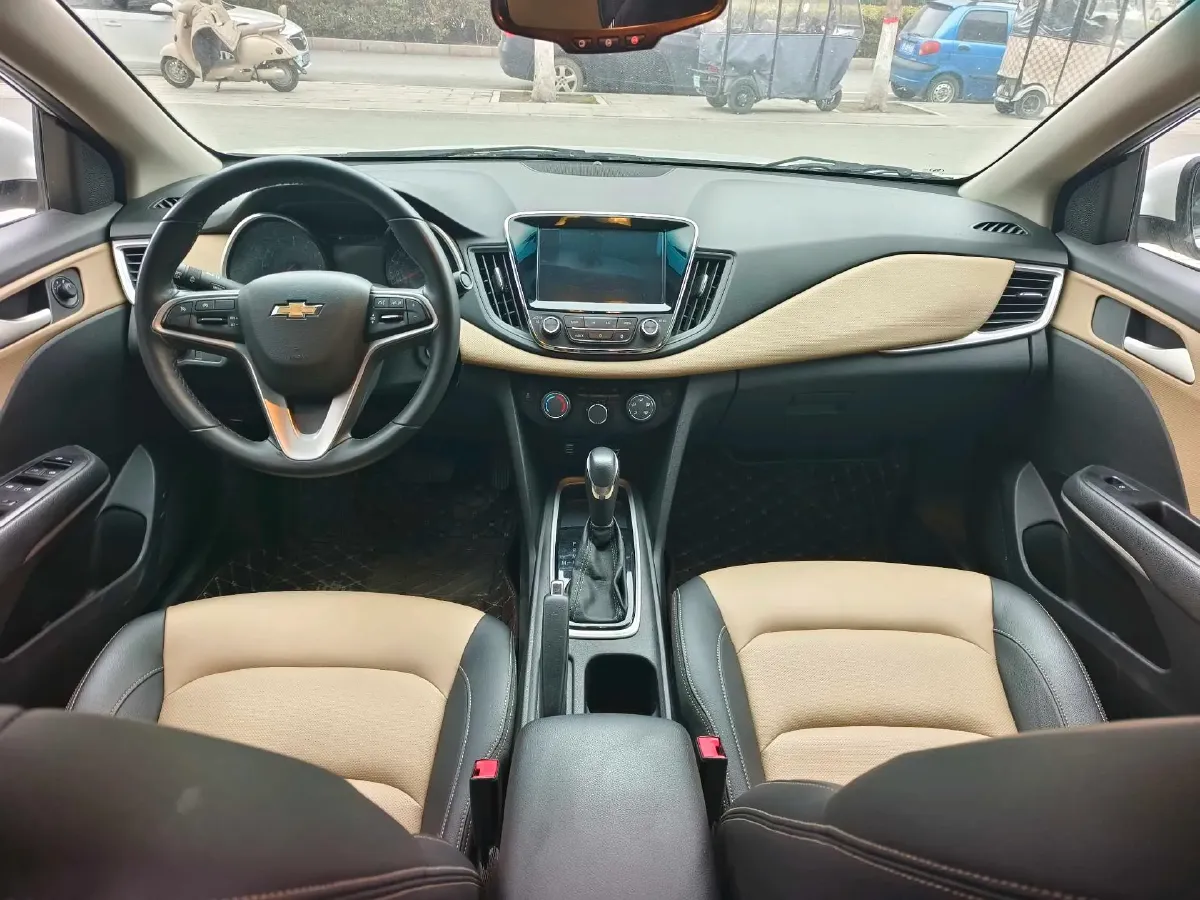 2020 Chevrolet Monza 1.5L 113HP L4 6AT,autocango,china used car exporter,china ev exporter,chinese used car exporter,chinese used ev exporter