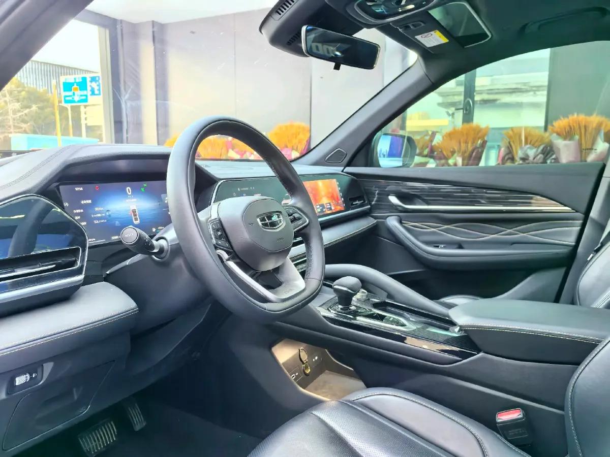 2024 Geely Monjaro 2.0T 218HP L4 7DCT,autocango,china used car exporter,china ev exporter,chinese used car exporter,chinese used ev exporter