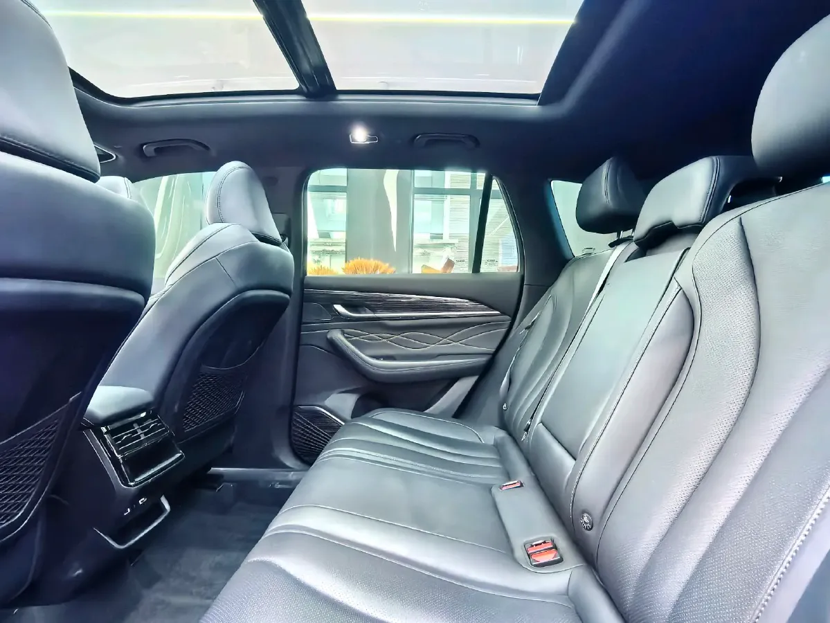 2024 Geely Monjaro 2.0T 218HP L4 7DCT,autocango,china used car exporter,china ev exporter,chinese used car exporter,chinese used ev exporter