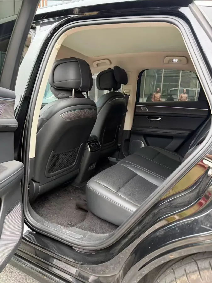 2022 JMC YuHu 7 2.0T 141HP L4 8AT,autocango,china used car exporter,china ev exporter,chinese used car exporter,chinese used ev exporter