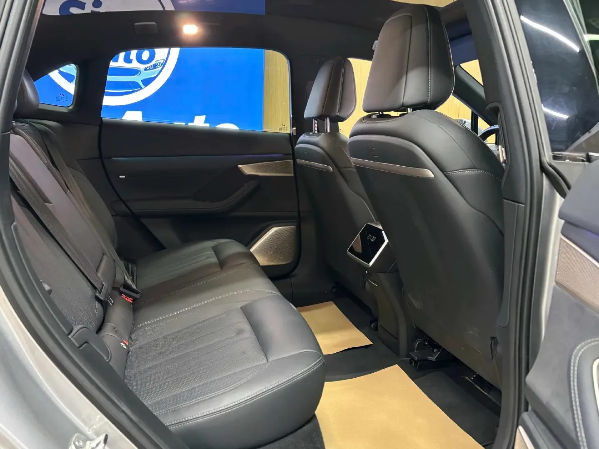 2024 ONVO L60 BEV 60KWH,autocango,china used car exporter,china ev exporter,chinese used car exporter,chinese used ev exporter