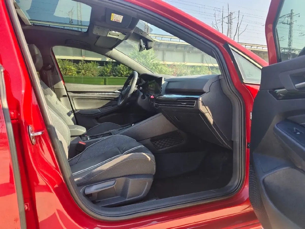 2021 Volkswagen Golf 1.4T 150HP L4 7DCT,autocango,china used car exporter,china ev exporter,chinese used car exporter,chinese used ev exporter