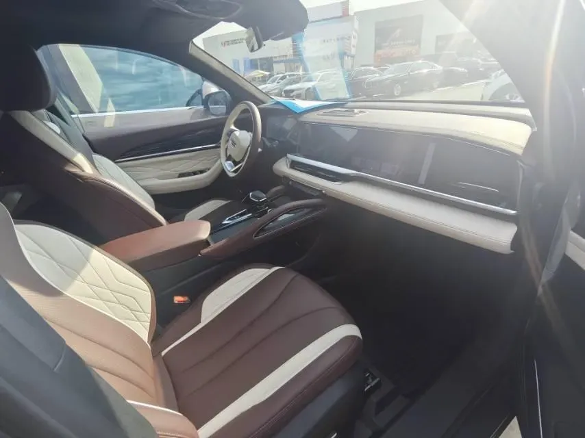 2024 Geely Monjaro 2.0T 238HP L4 8AT,autocango,china used car exporter,china ev exporter,chinese used car exporter,chinese used ev exporter