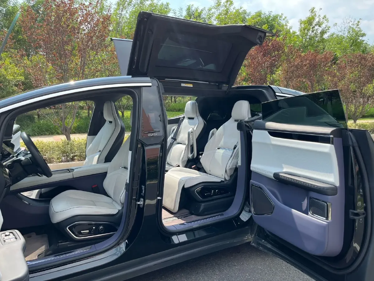 2021 HiPhi X BEV 97KWH,autocango,china used car exporter,china ev exporter,chinese used car exporter,chinese used ev exporter