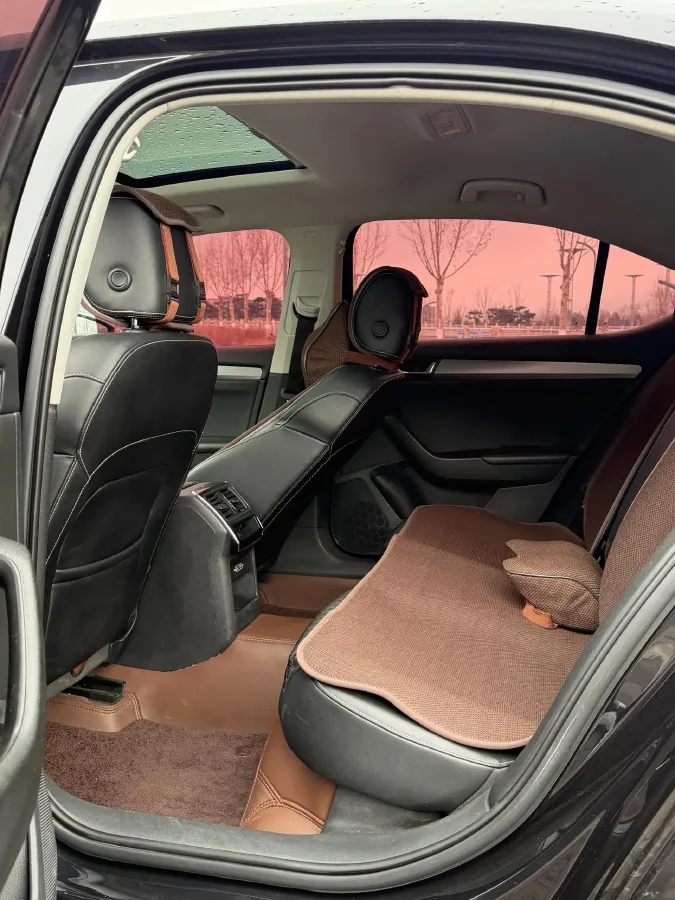 2018 Nissan Terra 2.5L 184HP L4 7AT,autocango,china used car exporter,china ev exporter,chinese used car exporter,chinese used ev exporter