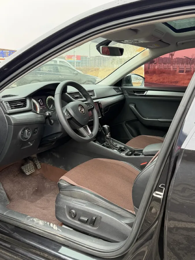 2018 Nissan Terra 2.5L 184HP L4 7AT,autocango,china used car exporter,china ev exporter,chinese used car exporter,chinese used ev exporter