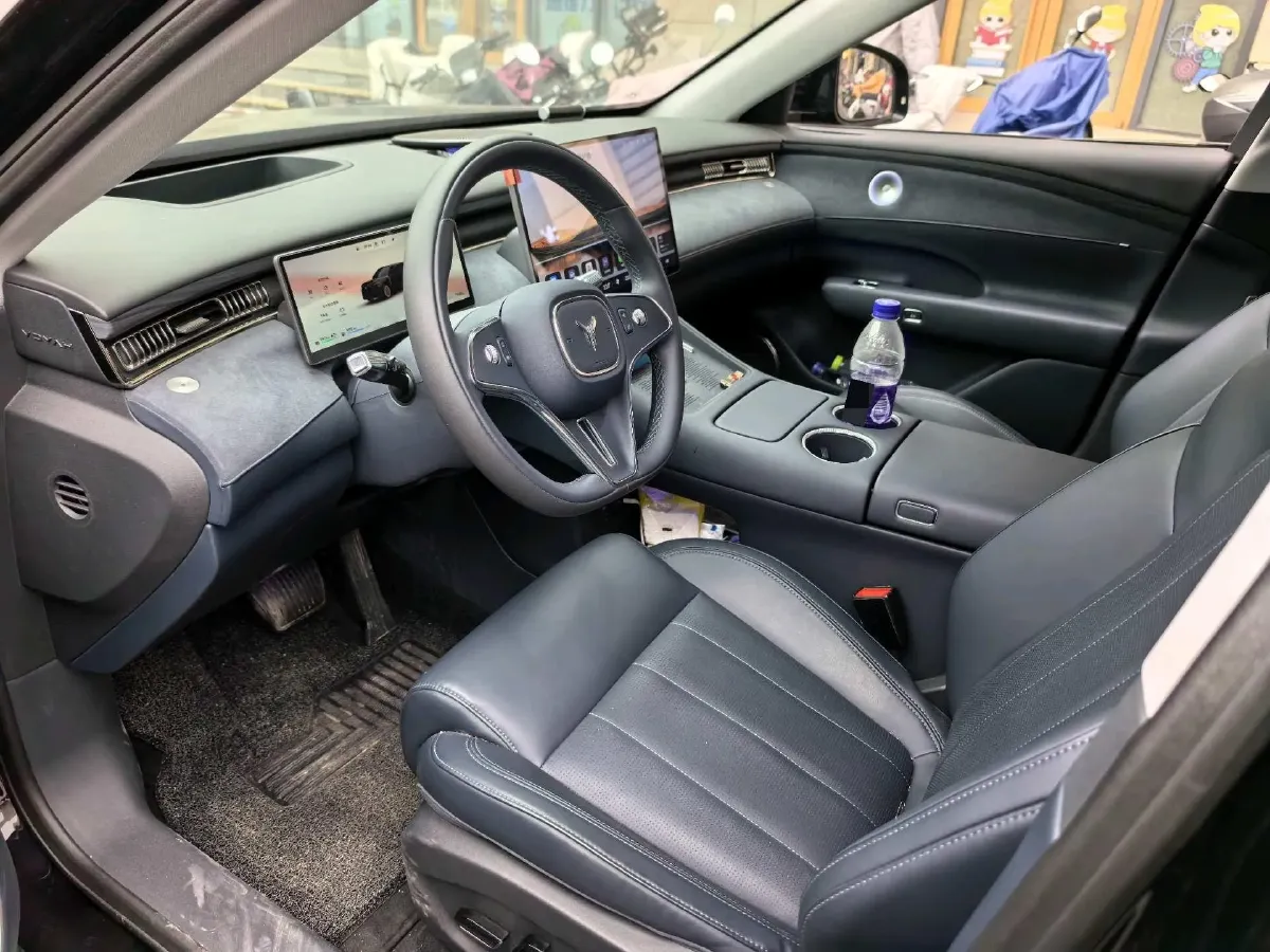 2025 Voyah FREE REEV 129HP REEV,autocango,china used car exporter,china ev exporter,chinese used car exporter,chinese used ev exporter